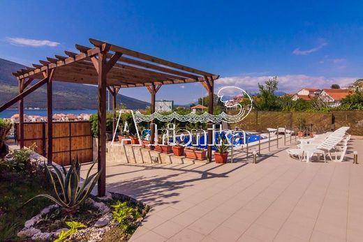 Willa w Herceg Novi