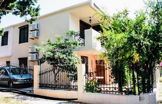 ‏בית חד-משפחתי ב  Bar