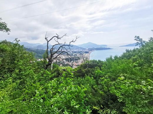 Terrain à Budva
