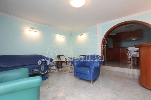 Appartamento a Budua, Budva