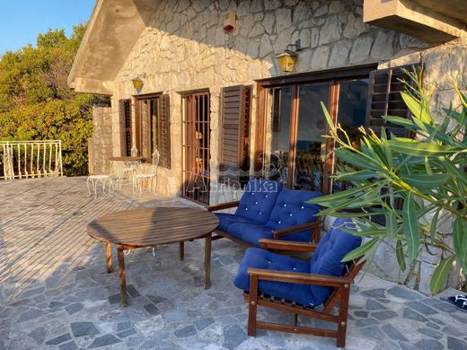 Detached House in Tivat