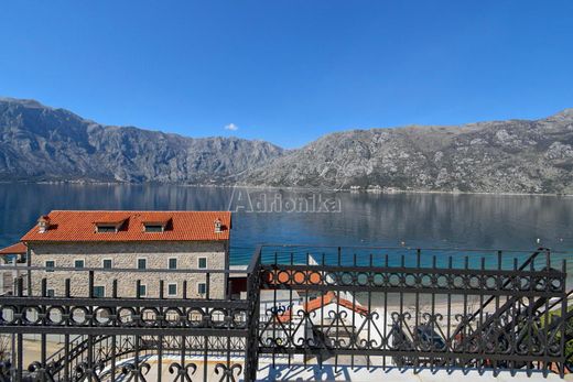 Detached House in Kotor