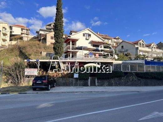 Частный Дом, Херцег-Нови, Herceg Novi