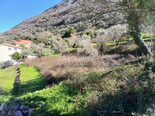 Terreno en Kotor
