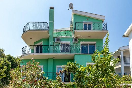 Maison individuelle à Ulcinj