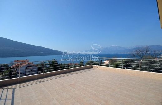 Detached House in Herceg Novi