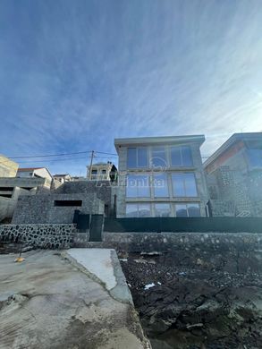 Villa a Teodo, Tivat