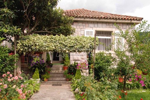 Maison individuelle à Herceg Novi