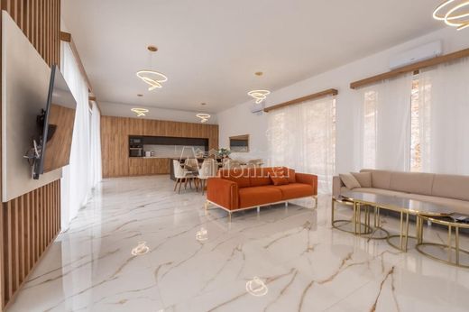 Μονοκατοικία σε Bar