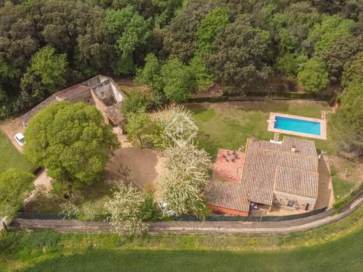 Country House in Sant Julià de Ramis, Province of Girona