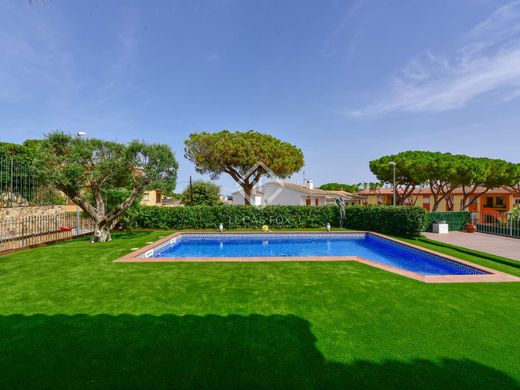 Villa in Castell-Platja d'Aro, Province of Girona