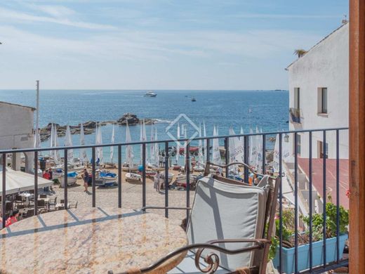 Apartment in Calella de Palafrugell, Province of Girona