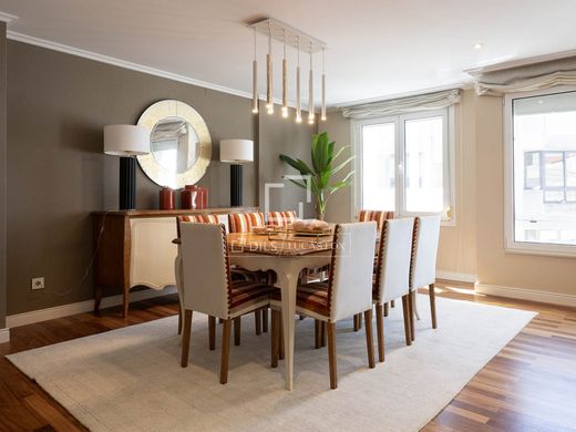 Piso / Apartamento en Santiago de Compostela, La Coruña