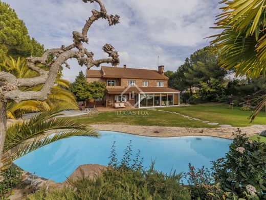 Villa in Boadilla del Monte, Province of Madrid