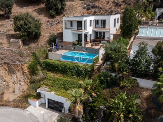 Villa in Alella, Province of Barcelona