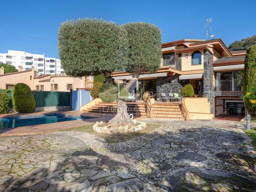 Villa in Lloret de Mar, Provinz Girona