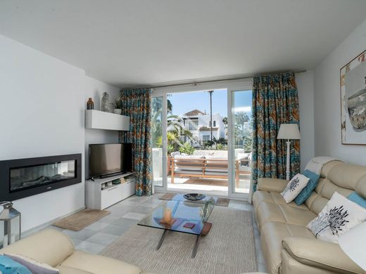 Penthouse in Estepona, Malaga