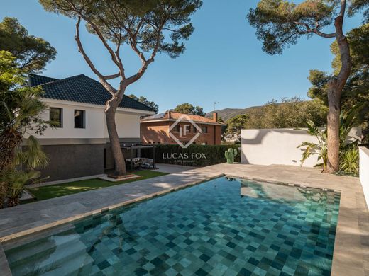 Villa in Castelldefels, Province of Barcelona