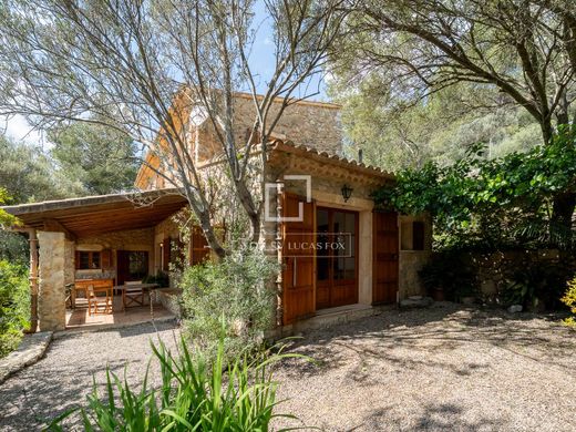 Casale a Mancor de la Vall, Isole Baleari