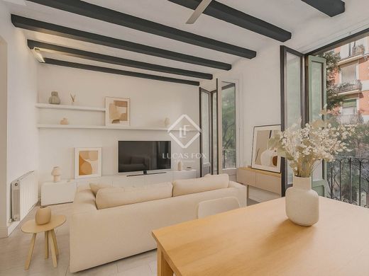 Apartment / Etagenwohnung in Barcelona, Provinz Barcelona