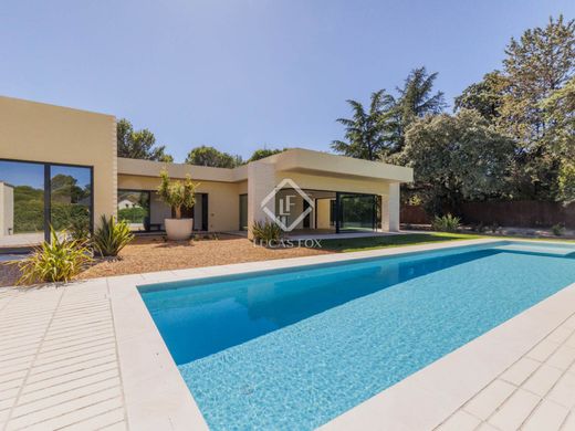 Villa in Boadilla del Monte, Province of Madrid
