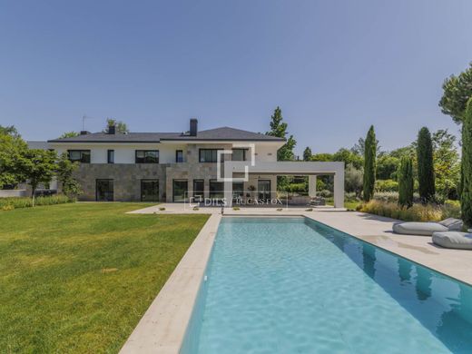 Villa in Pozuelo de Alarcón, Provinz Madrid