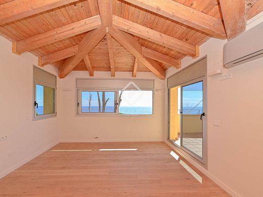 Villa in Sant Feliu de Guíxols, Province of Girona