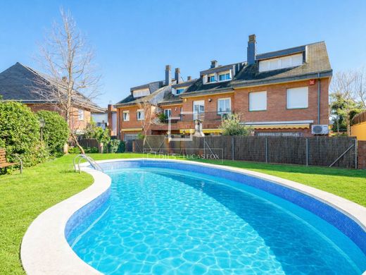 Villa in Sant Cugat del Vallès, Province of Barcelona