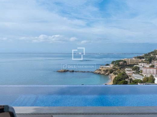 Villa a Roses, Girona