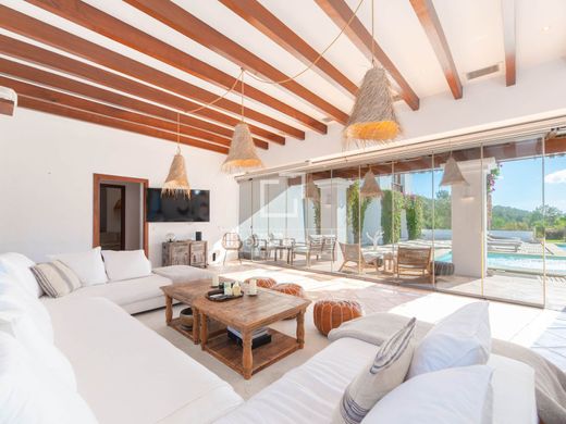 Villa in Santa Eulària des Riu, Province of Balearic Islands