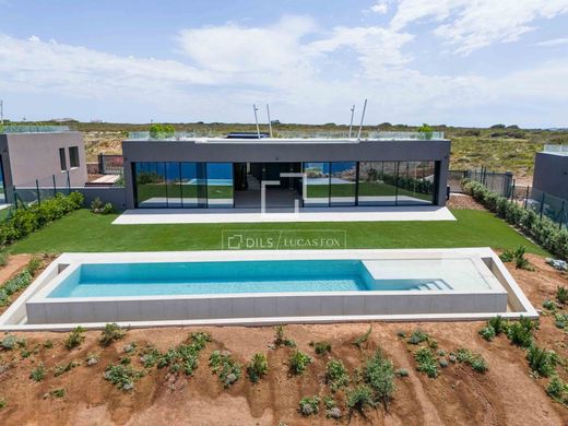 Villa a Mercadal, Isole Baleari