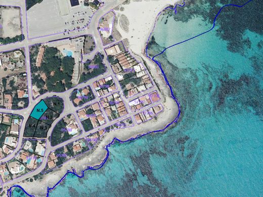 Sant Lluís, Illes Balearsの土地