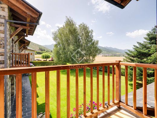 Villa in Fontanals de Cerdanya, Provinz Girona