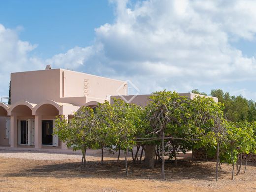 Villa in La Virgen del Pilar, Balearen Inseln