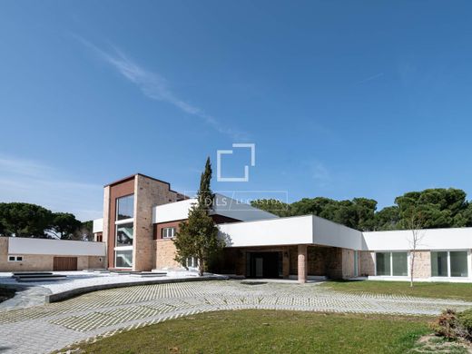 Villa in Alcobendas, Province of Madrid