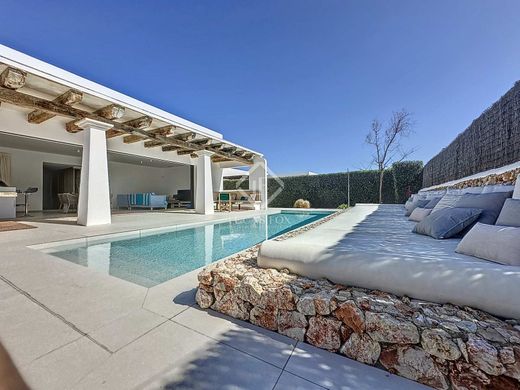 Villa in Mercadal, Province of Balearic Islands