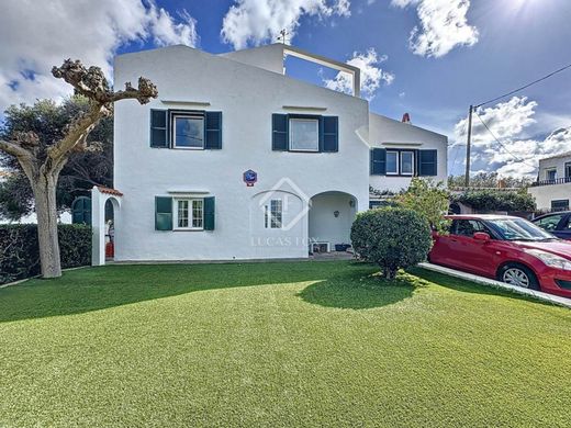 Villa in Es Castell, Province of Balearic Islands