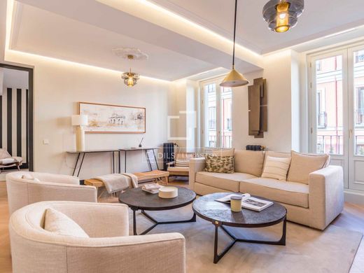 Apartment / Etagenwohnung in Madrid, Provinz Madrid