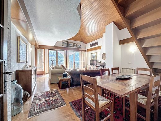 Apartment / Etagenwohnung in Anyós, La Massana