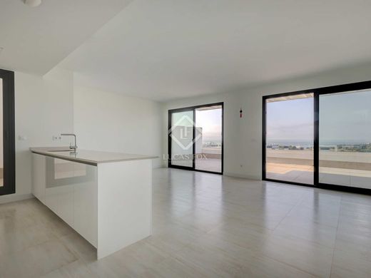 Penthouse in Estepona, Malaga