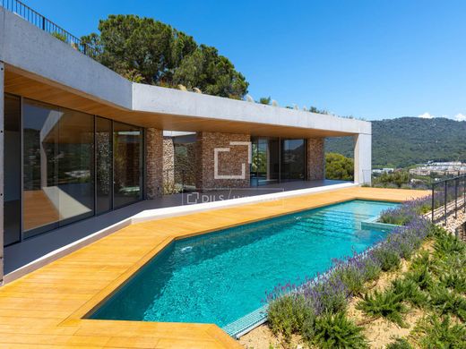 Villa in Cabrils, Province of Barcelona