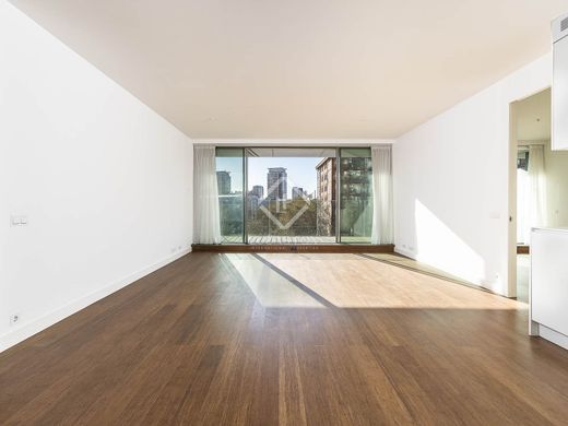 Apartment / Etagenwohnung in Barcelona, Provinz Barcelona