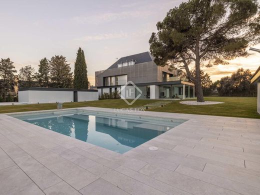 Villa Pozuelo de Alarcón, Provincia de Madrid