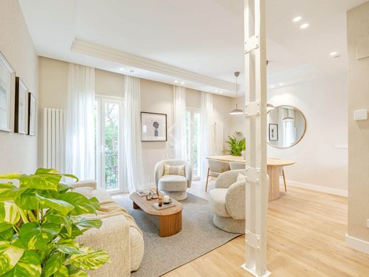 Apartment / Etagenwohnung in Madrid, Provinz Madrid