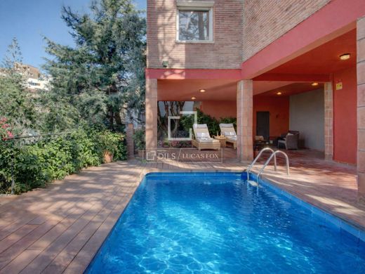 Villa in Esplugues de Llobregat, Province of Barcelona