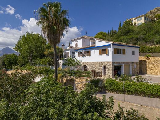 Villa in Altea, Alicante