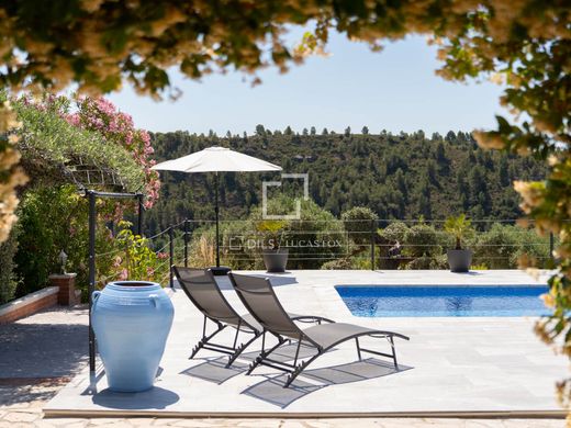 Villa in Flix, Province of Tarragona