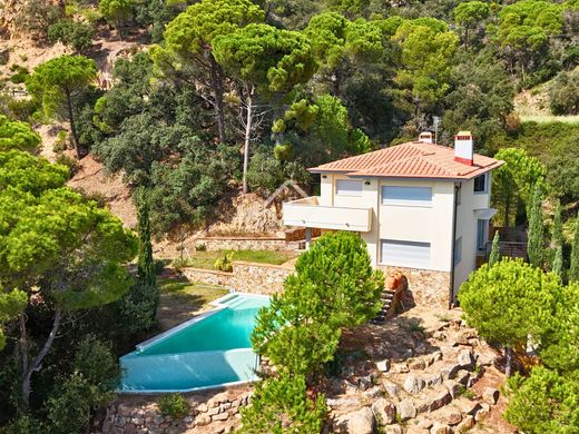 Villa a Sant Feliu de Guíxols, Girona
