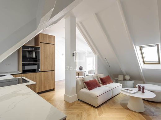 Apartment / Etagenwohnung in Madrid, Provinz Madrid