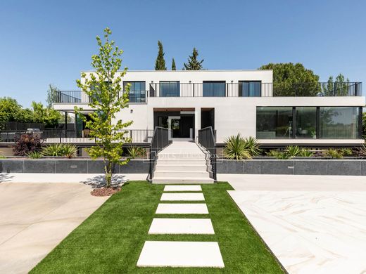 Villa in Majadahonda, Province of Madrid